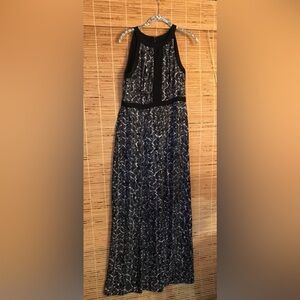 White House Black Market Maxi Sleevless Dress Size 4